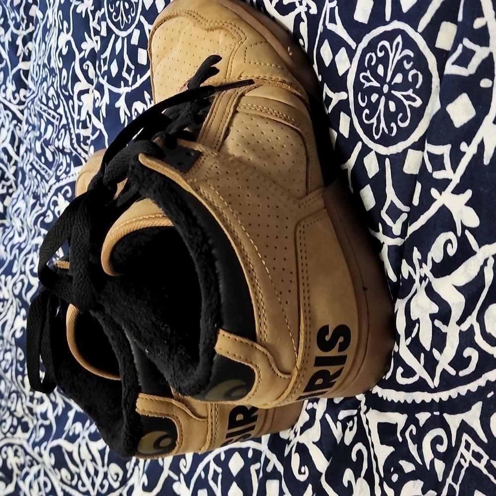 Vintage OSIRIS shoes